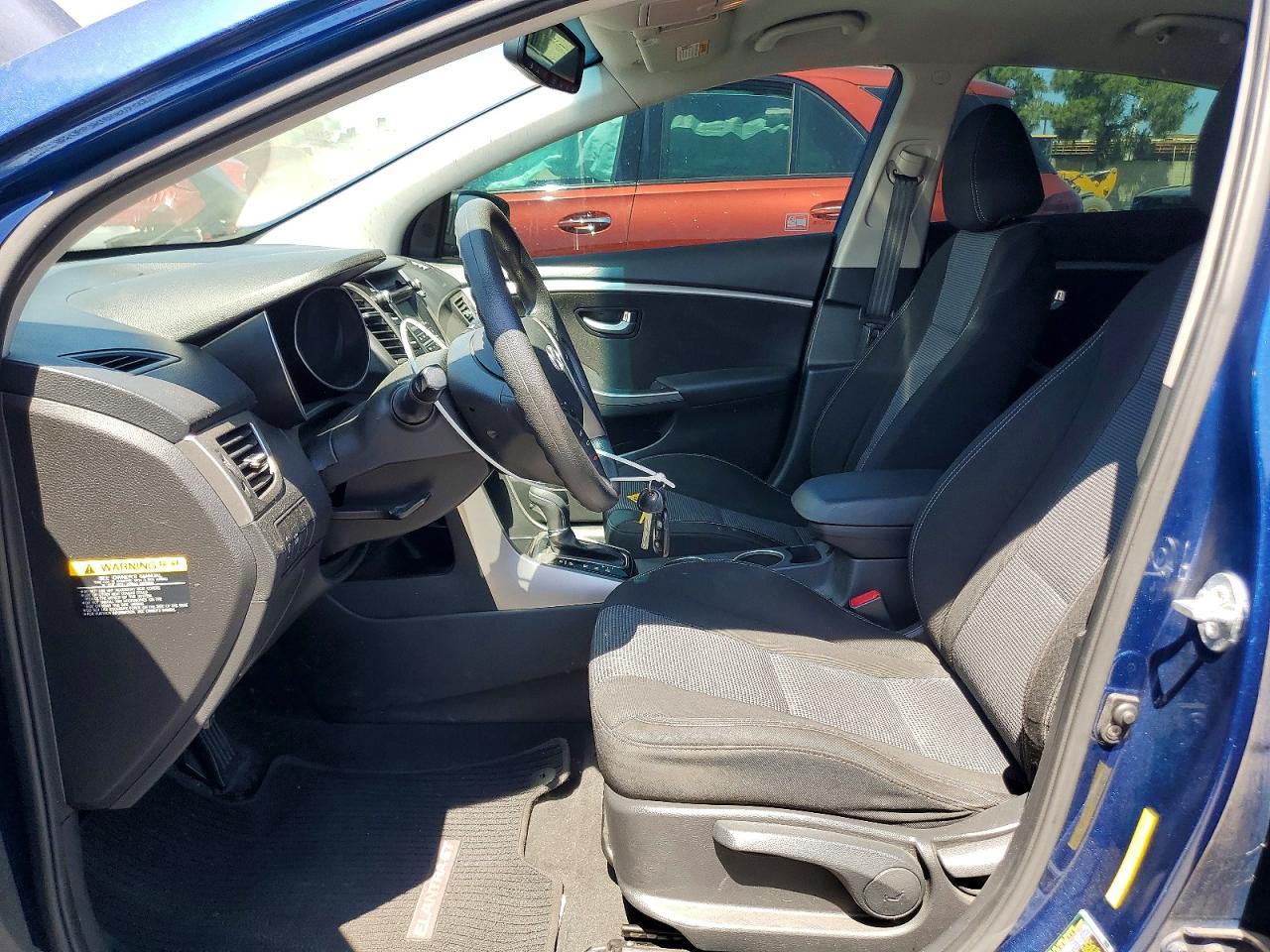 2013 Hyundai Elantra Gt Base Blue vin: KMHD35LE1DU089004