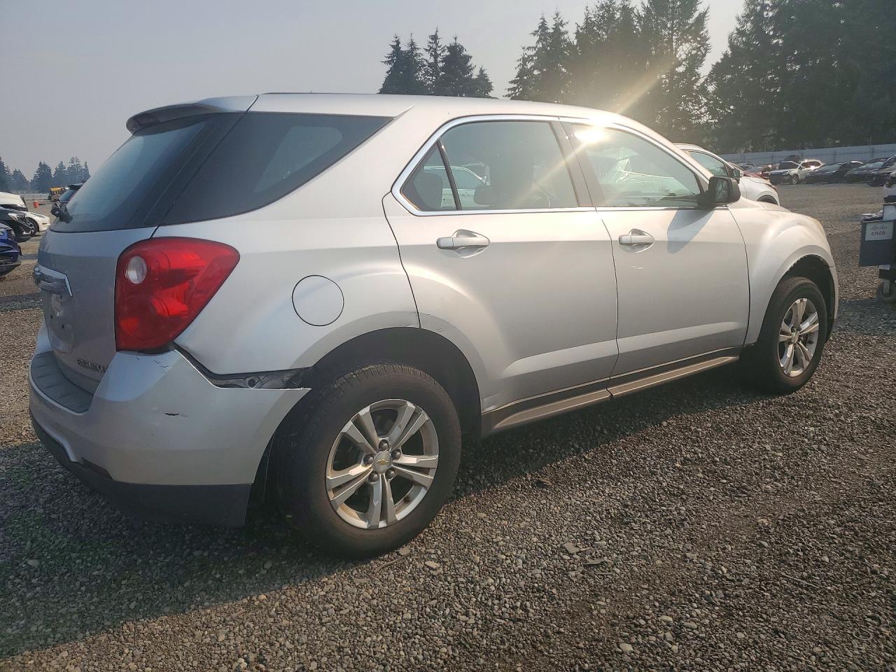 2010 Chevrolet Equinox Ls Silver vin: 2CNALBEW0A6413240