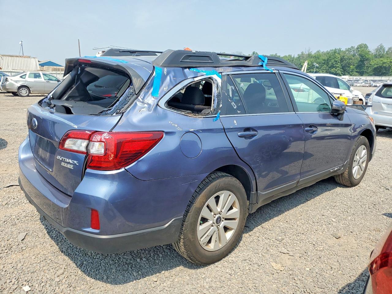 2015 Subaru Outback 2.5i Premium Blue vin: 4S4BSAHC4F3260685