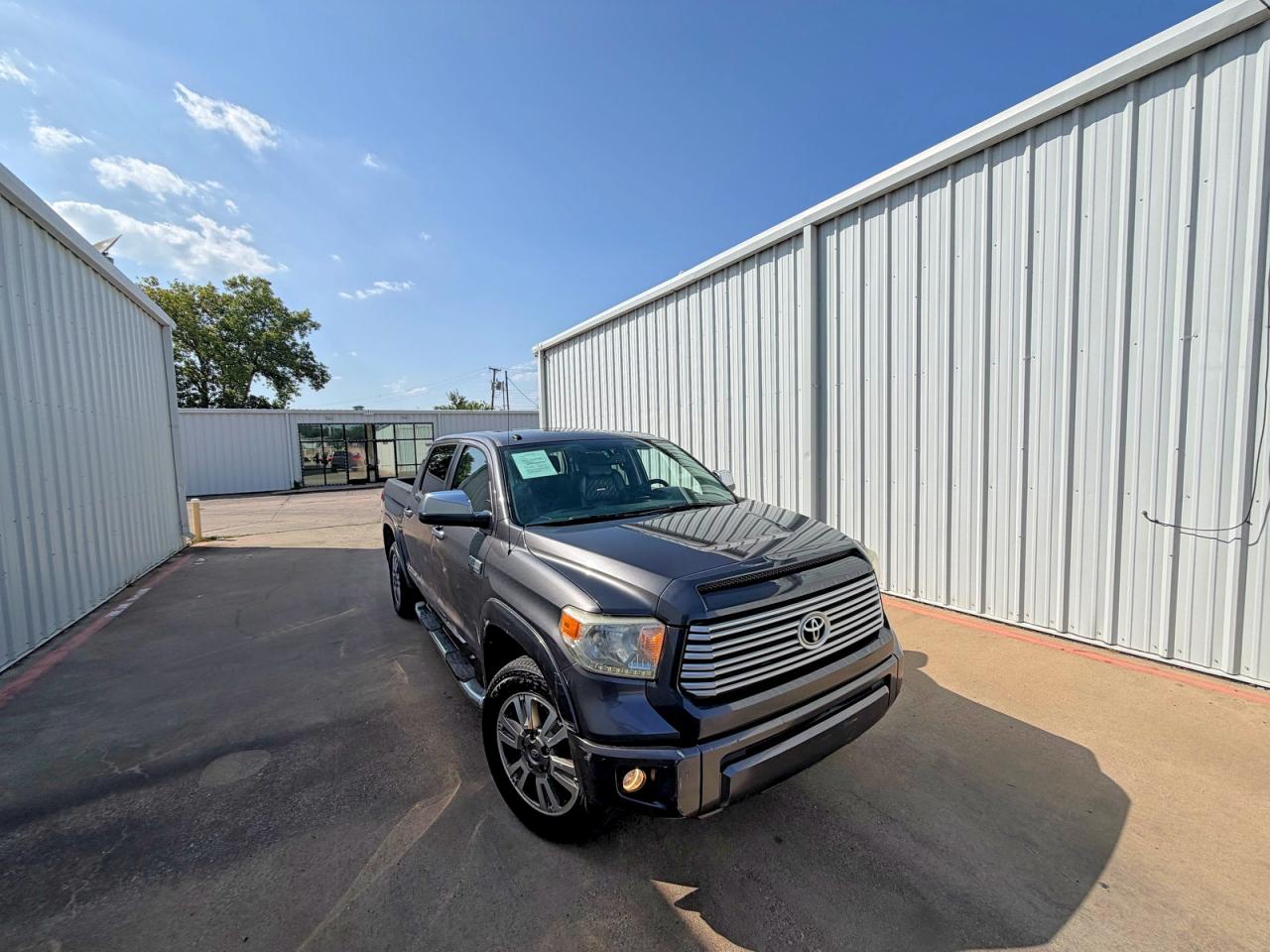 2015 Toyota Tundra Platinum Gray vin: 5TFAW5F19FX448429