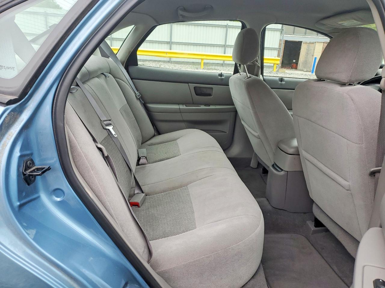 2005 Ford Taurus Se Blue vin: 1FAFP53245A165119