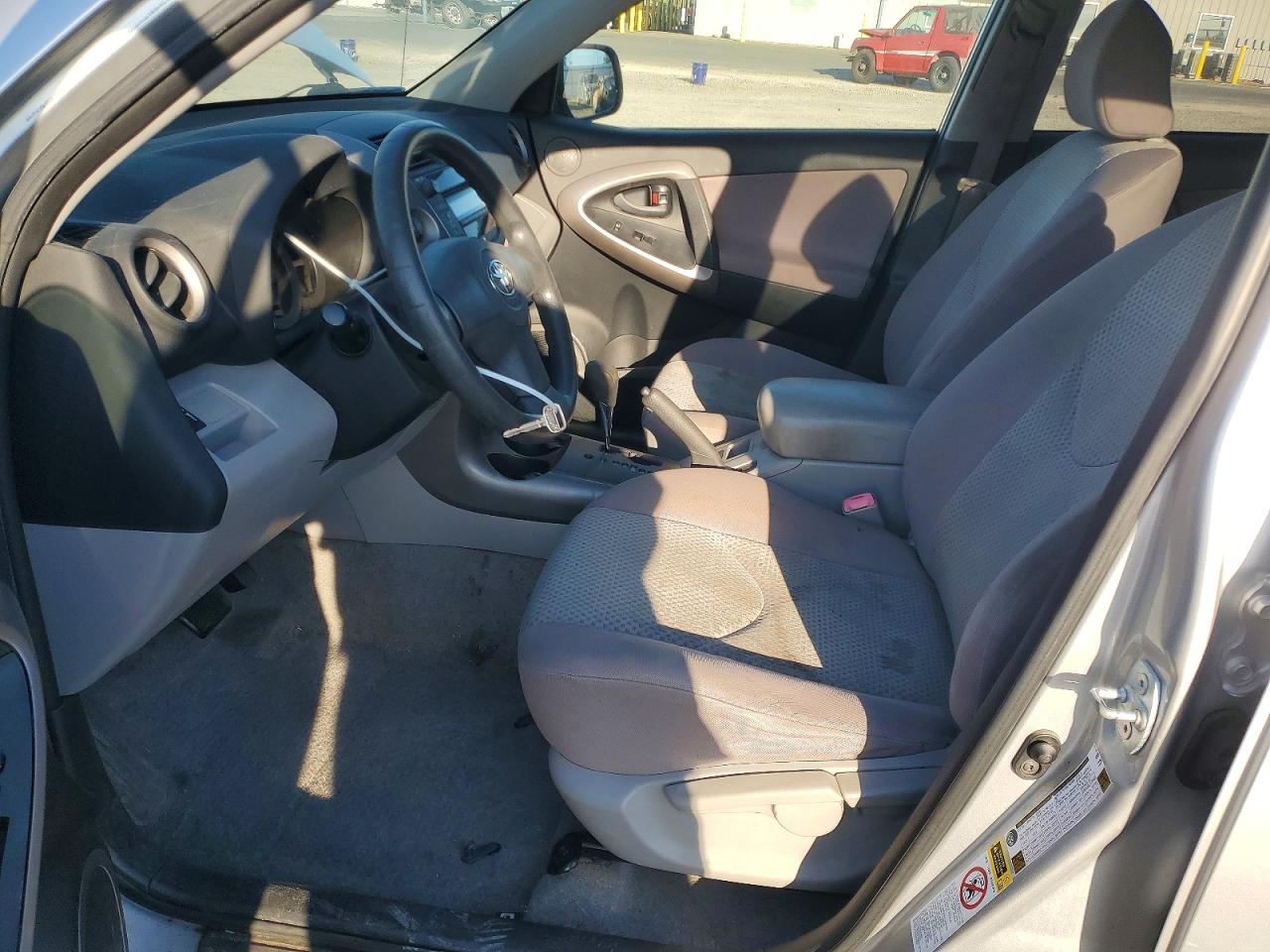 2007 Toyt Rav4 Silver vin: JTMZD33V975041776