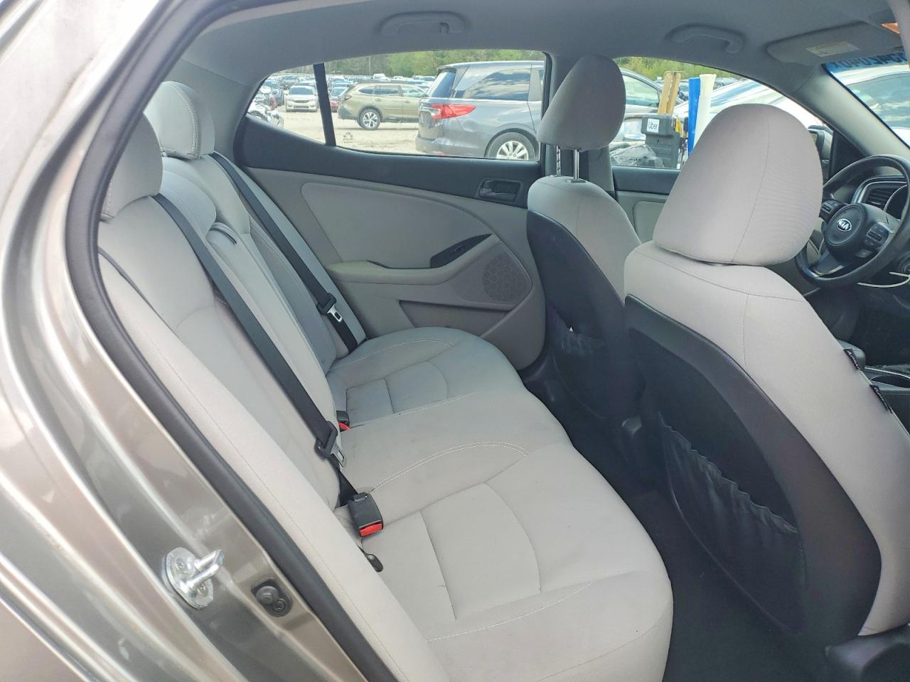 2015 Kia Optima Lx Серый vin: 5XXGM4A78FG467146
