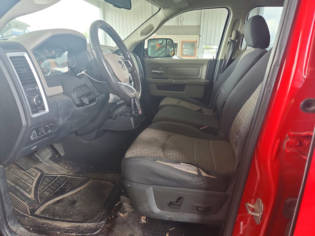 2010 Dodge Ram 1500 Red vin: 1D7RV1GTXAS224290