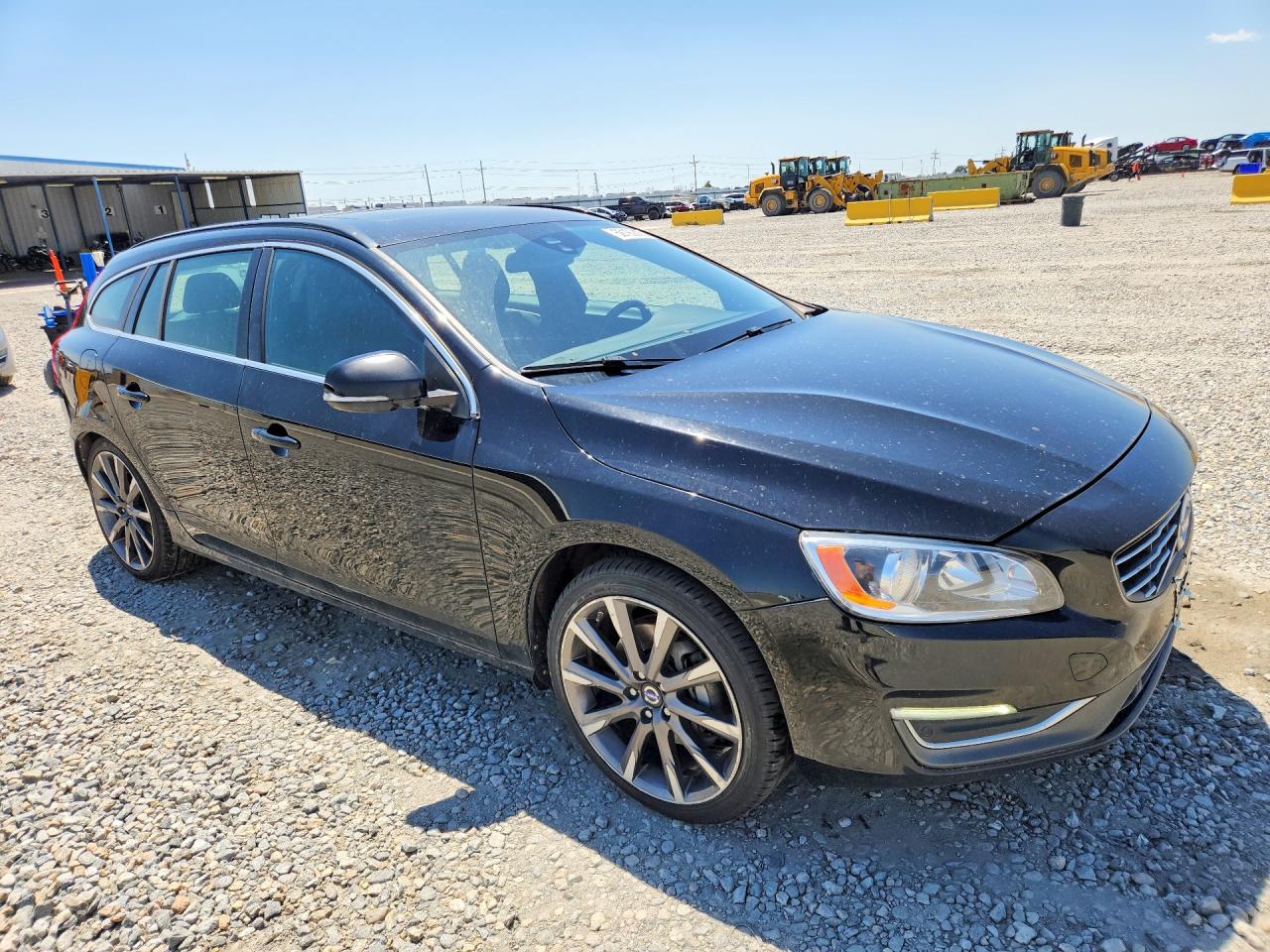 2015 Volvo V60 Premier Black vin: YV1612SB4F1189766