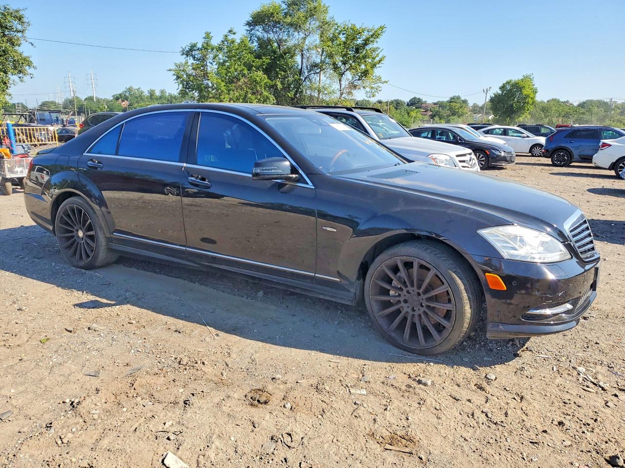 2011 Mercedes-benz S 400 Черный vin: WDDNG9FBXBA387142