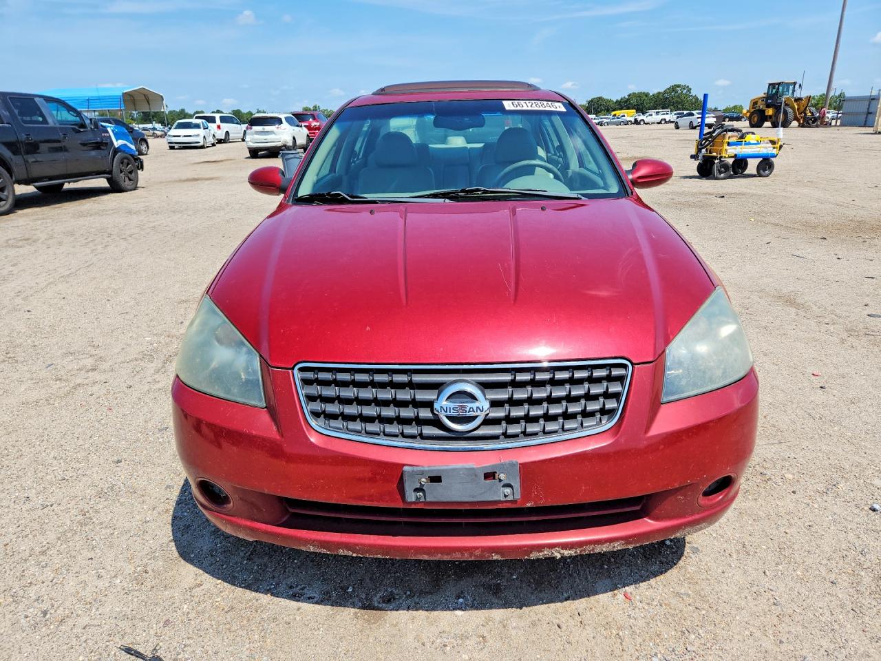 2006 Nissan Altima 2.5 Red vin: 1N4AL11D66C140568