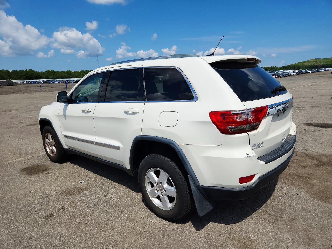 2012 Jeep Grand Cherokee Laredo White vin: 1C4RJFAG8CC250561