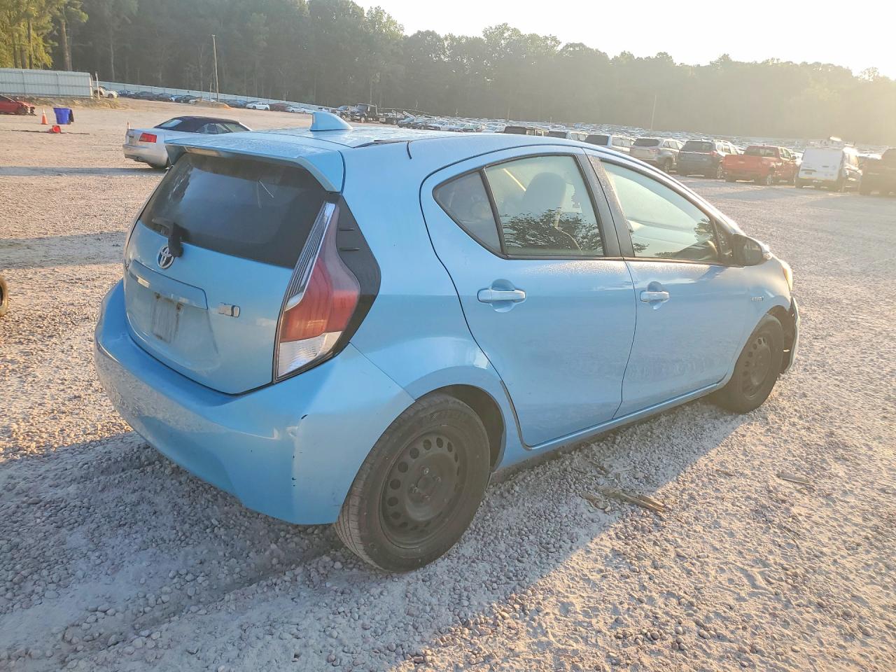 2015 Toyota Prius C One Blue vin: JTDKDTB34F1091847
