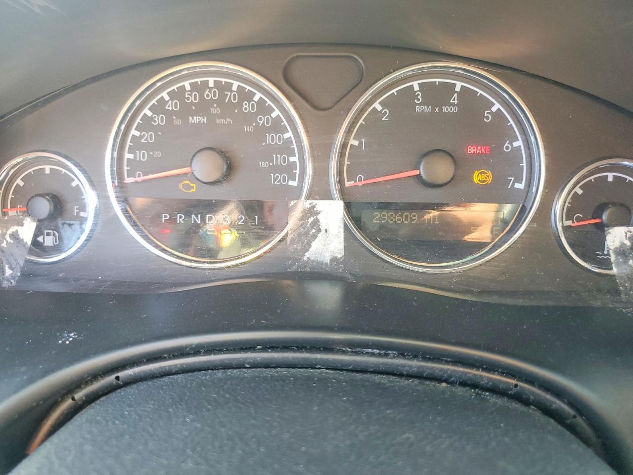 2005 Chevrolet Uplander Ls White vin: 1GNDV23L55D257893