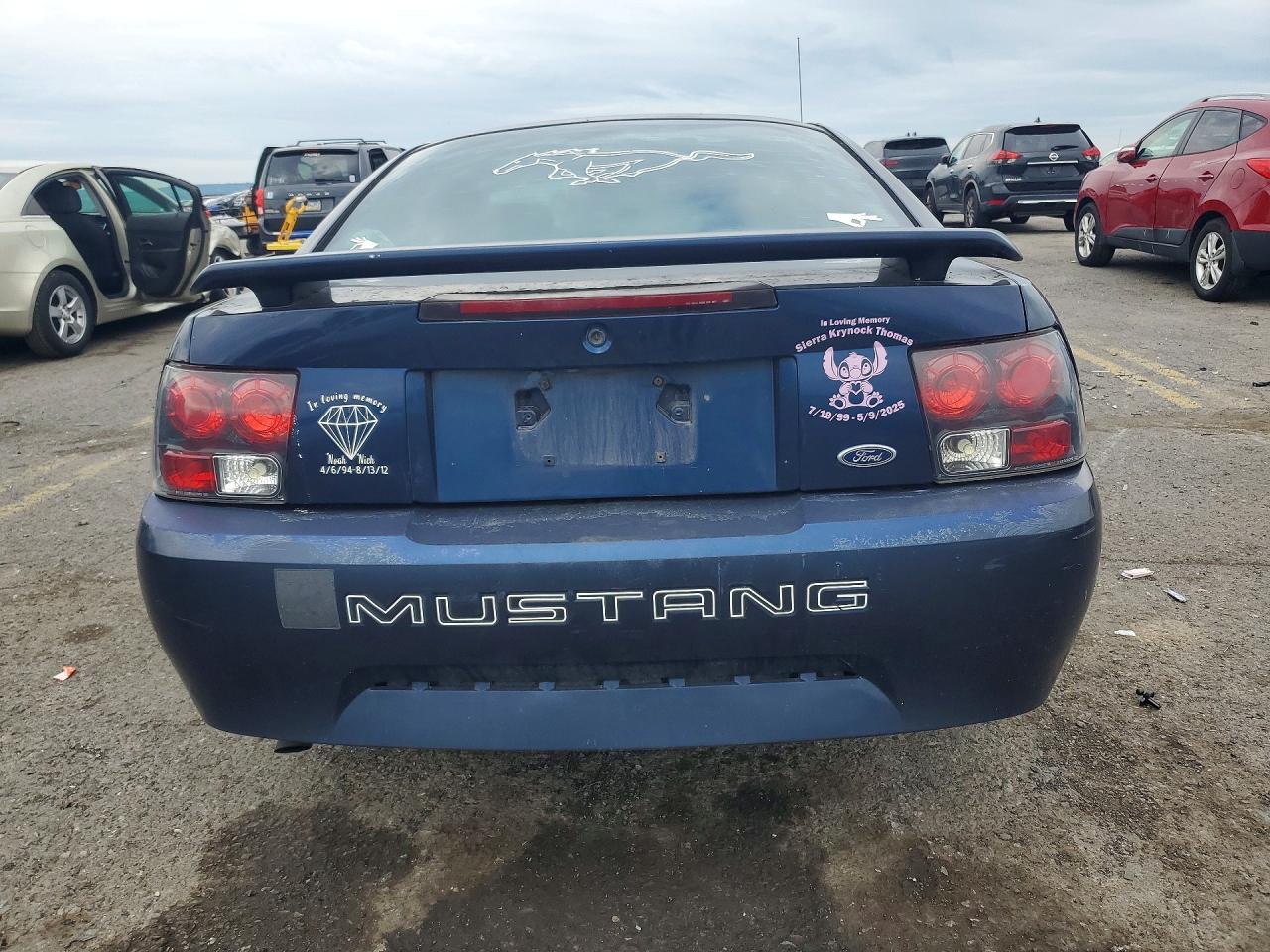 2003 Ford Mustang Синий vin: 1FAFP40443F317755