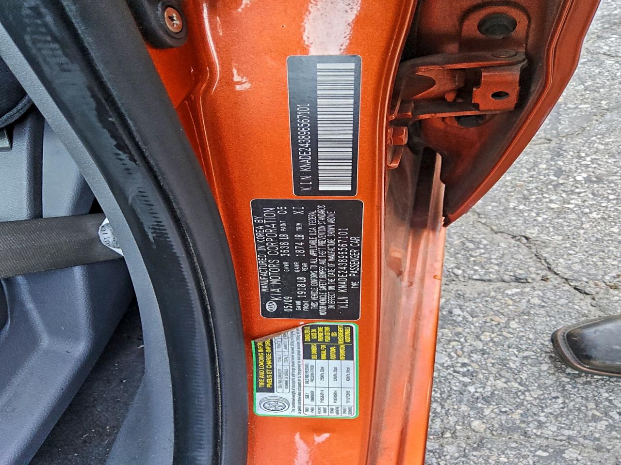 2009 Kia Rio5 Lx Orange vin: KNADE243896567101