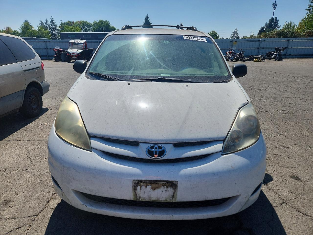 2006 Toyota Sienna Le 8 Passenger White vin: 5TDZA23C26S521524