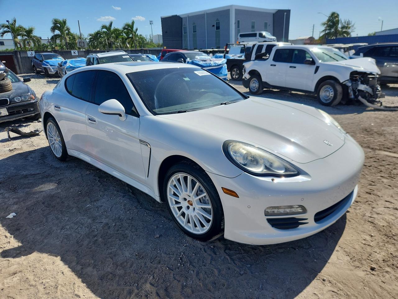 2012 Porsche Panamera S White vin: WP0AB2A73CL060024