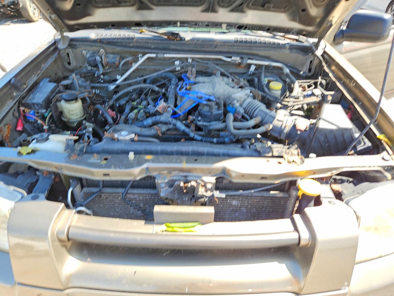 2002 Nissan Frontier Xe-v6 Серый vin: 1N6ED29Y02C331531
