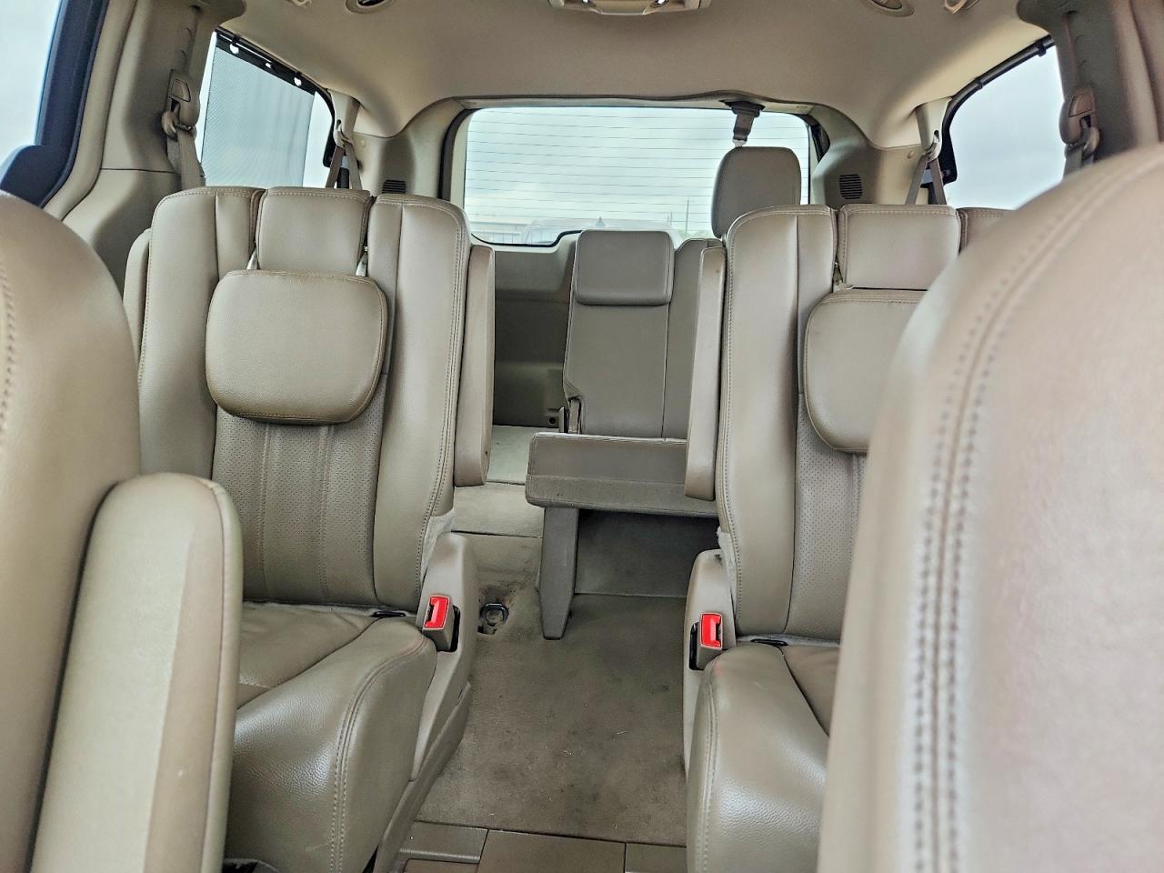 2013 Chrysler Town & Country Touring L Black vin: 2C4RC1CG6DR806014