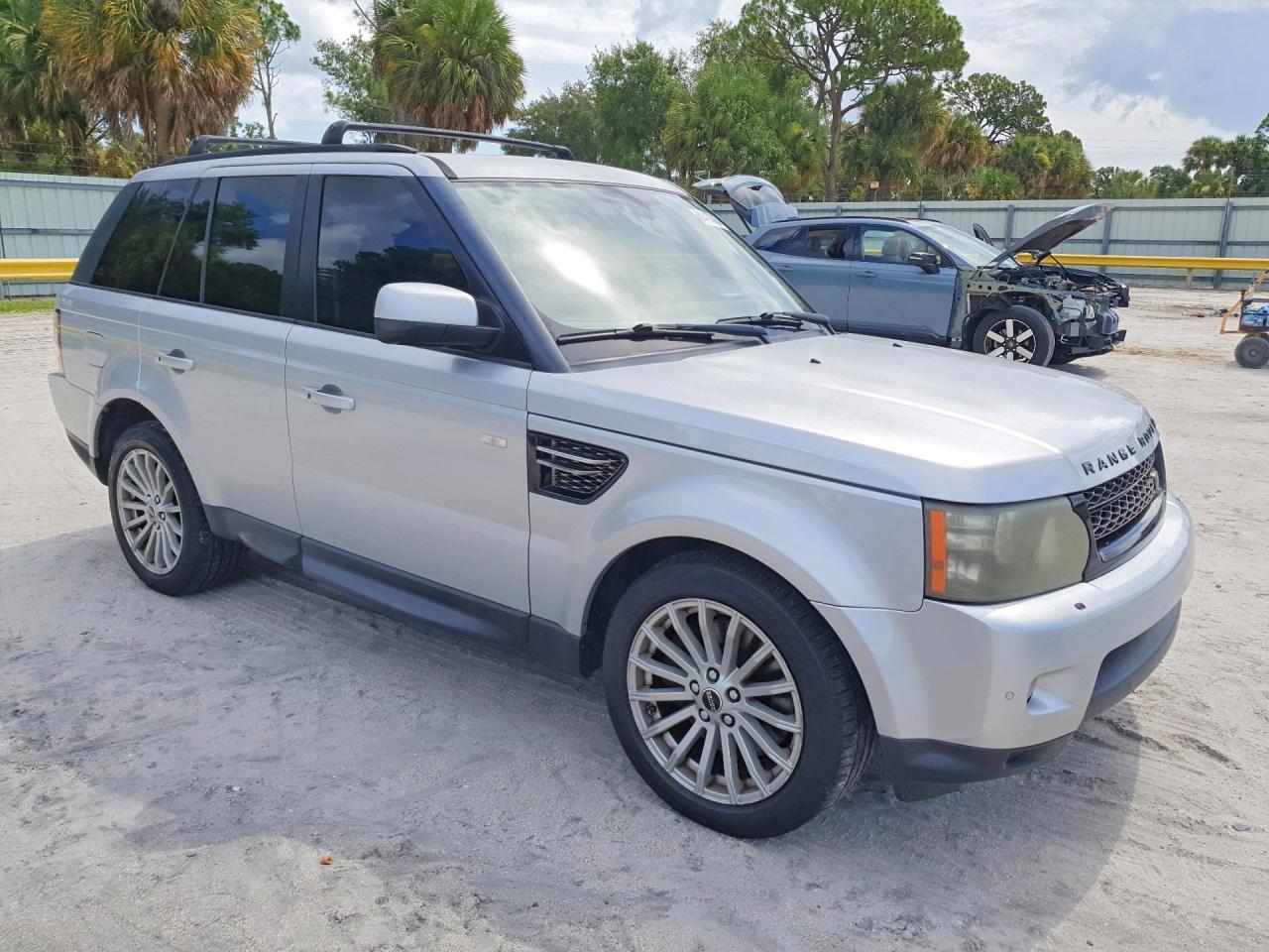 2013 Land Rover Range Rover Sport Hse Silver vin: SALSF2D49DA767810