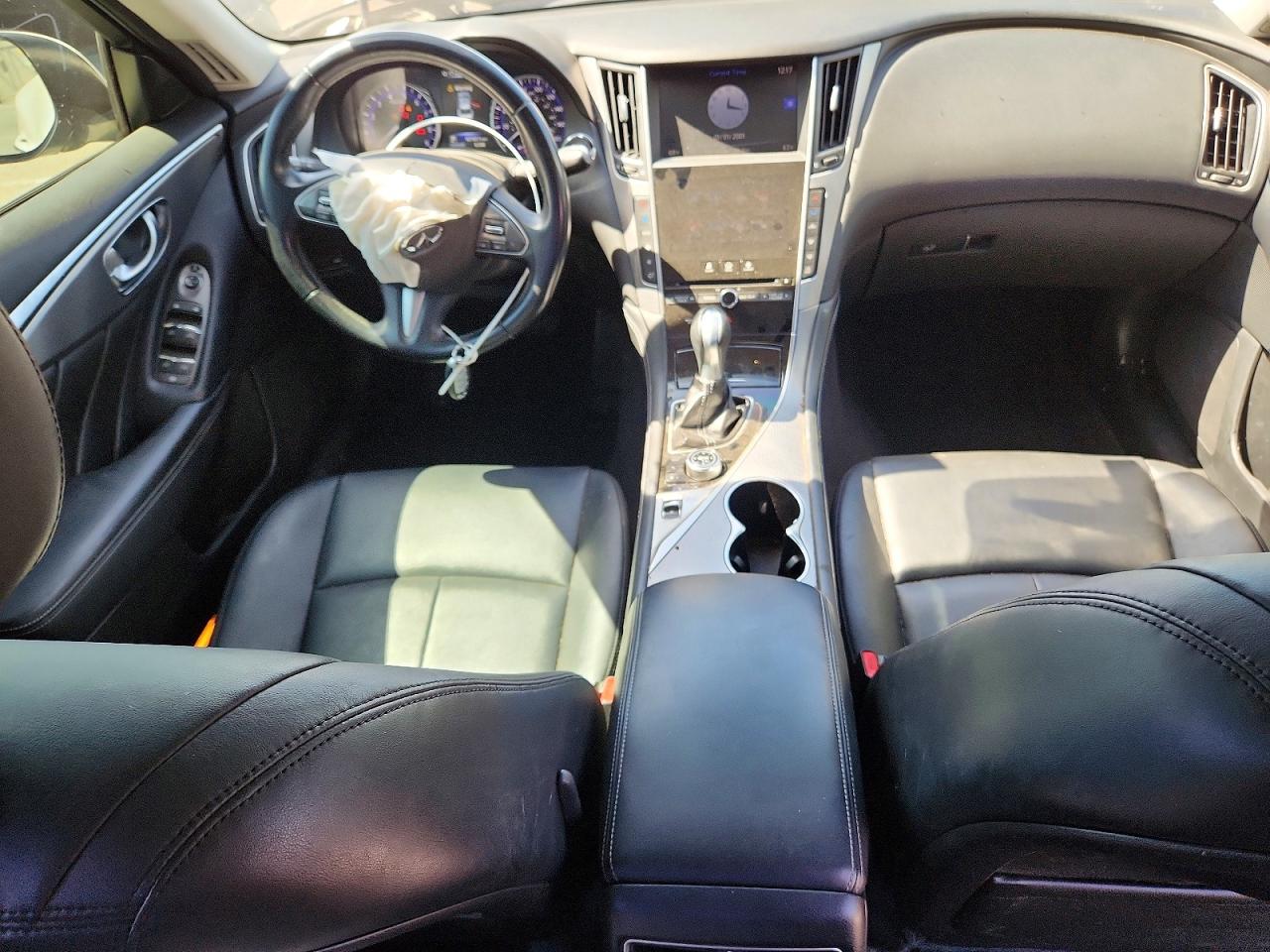 2015 Infiniti Q50 Base White vin: JN1BV7AP5FM338514