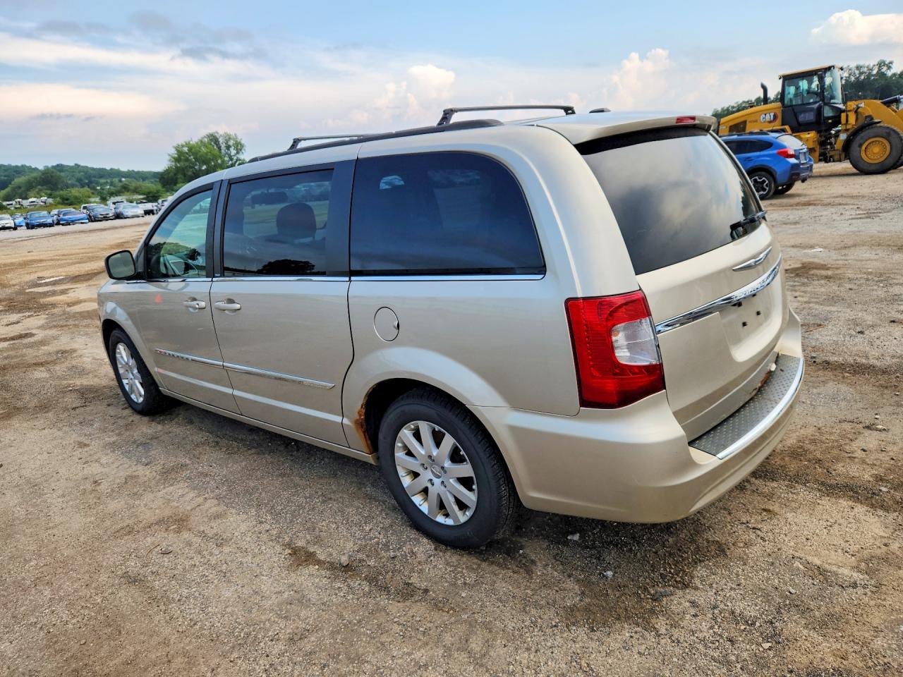 2013 Chrysler Town & Country Touring Tan vin: 2C4RC1BG3DR695259