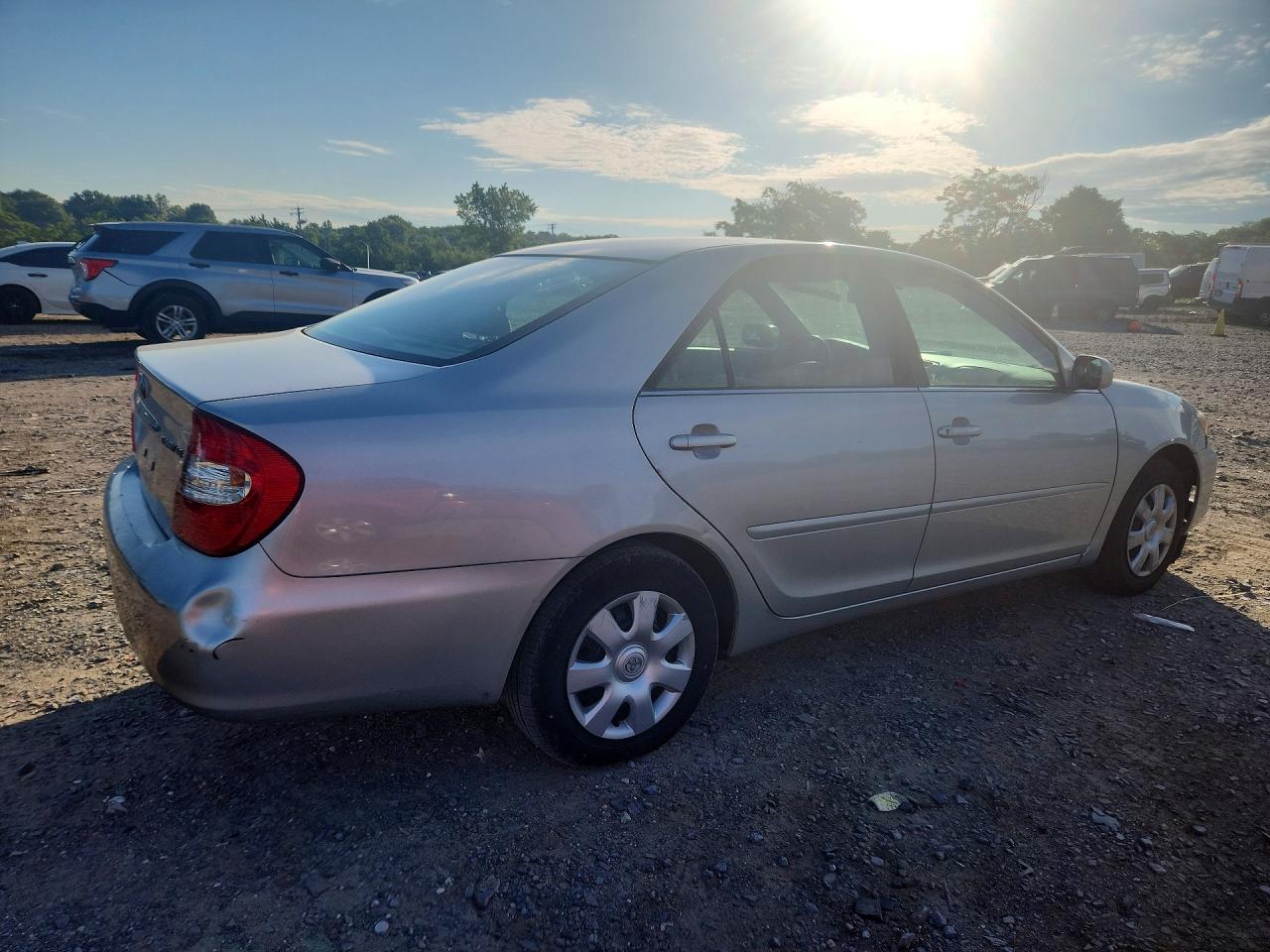 2003 Toyota Camry Le Silver vin: 4T1BE30K03U750276
