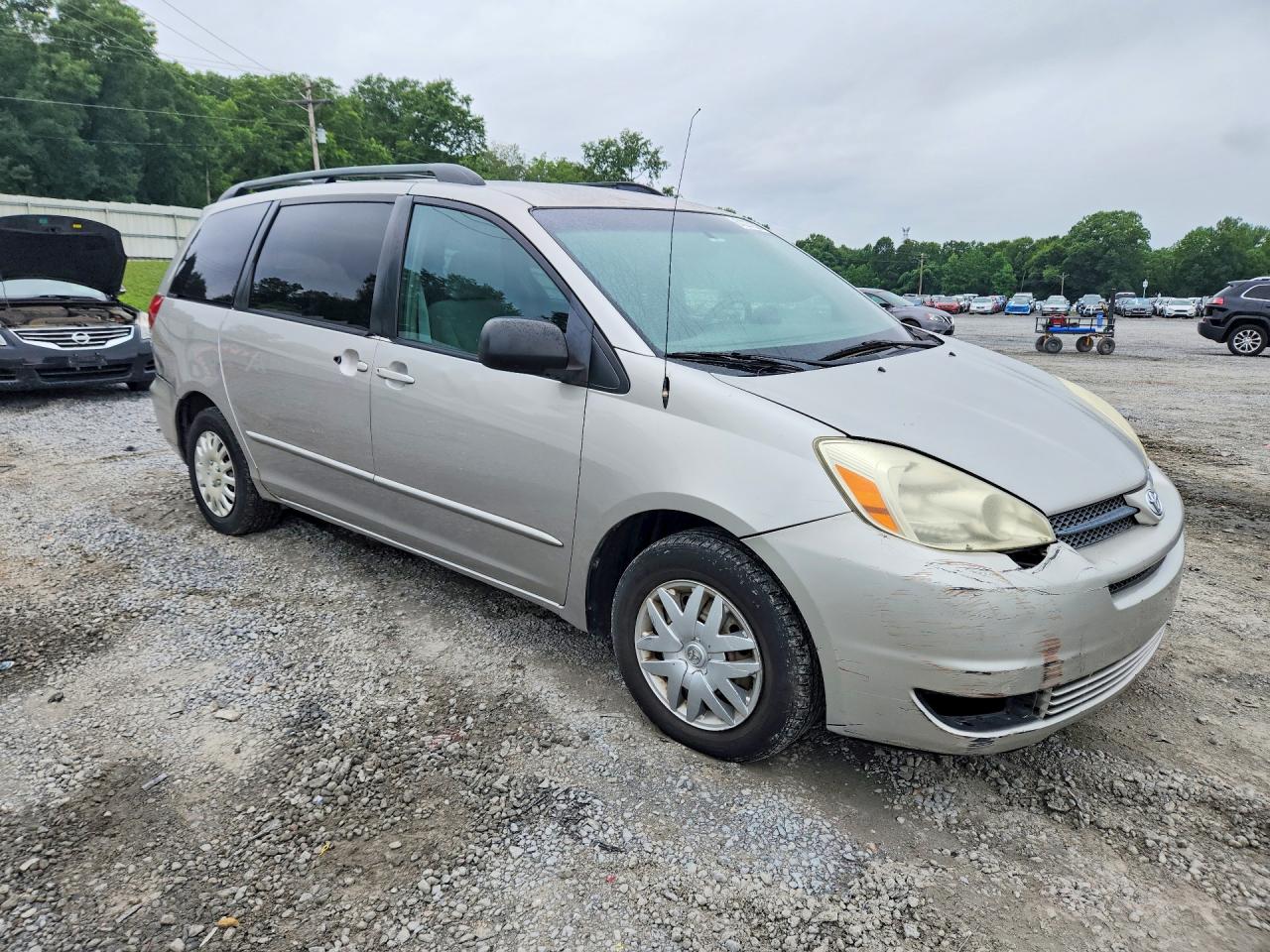 2005 Toyota Sienna Le 7 Passenger Silver vin: 5TDZA23C75S345617