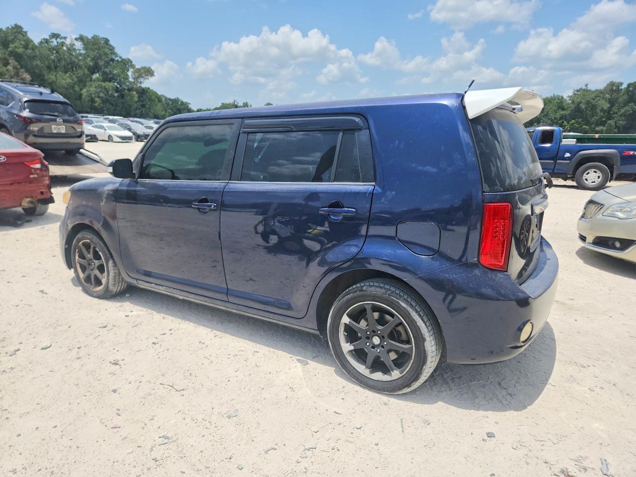2008 Toyota Scion Xb Blue vin: JTLKE50E981027548