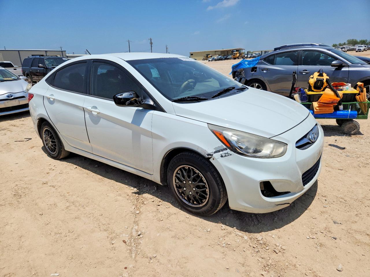 2012 Hyundai Accent Gls White vin: KMHCT4AEXCU161275