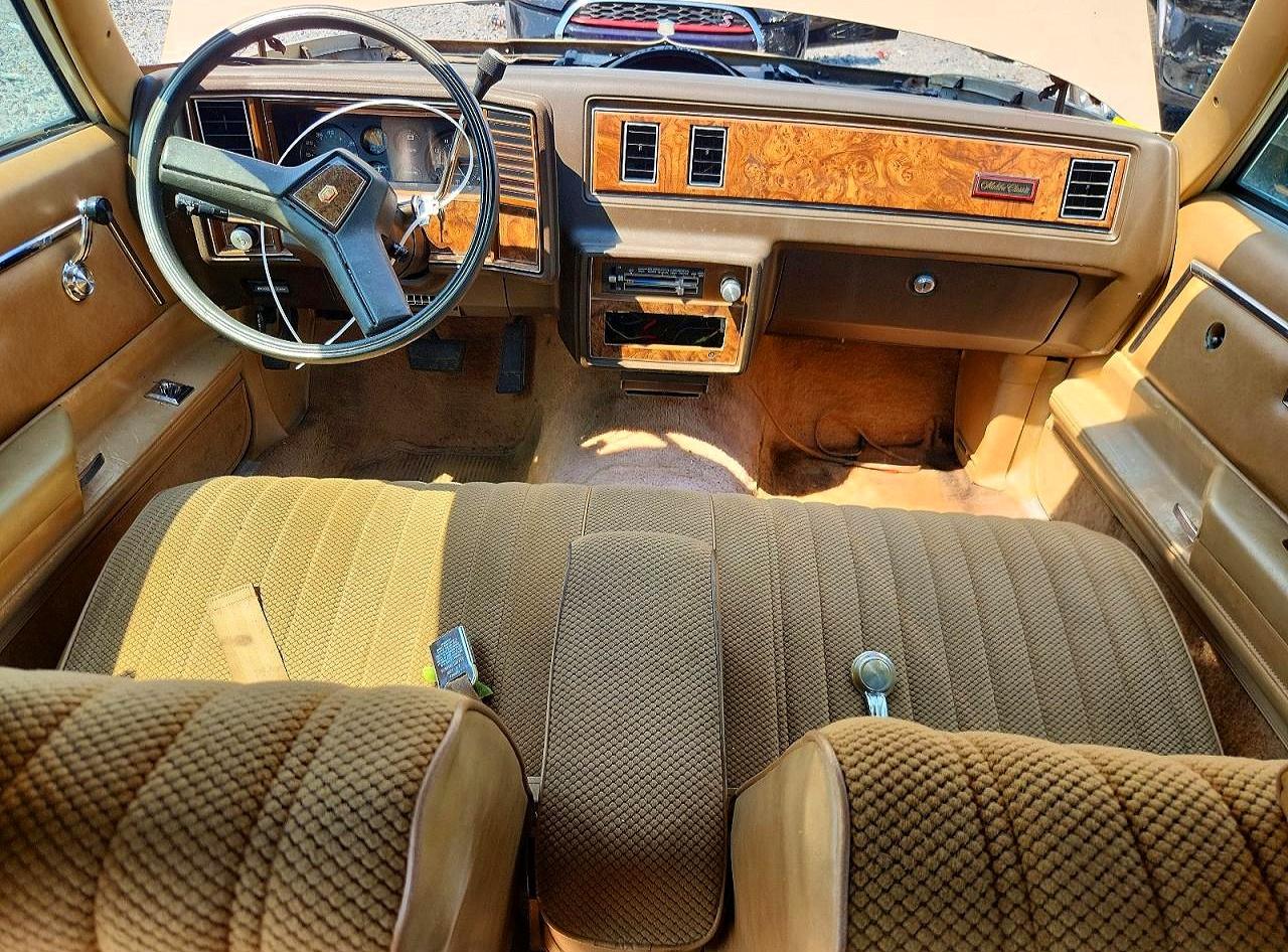1982 Chevrolet Malibu Classic Бежевый vin: 1G1AW69K8CB175379