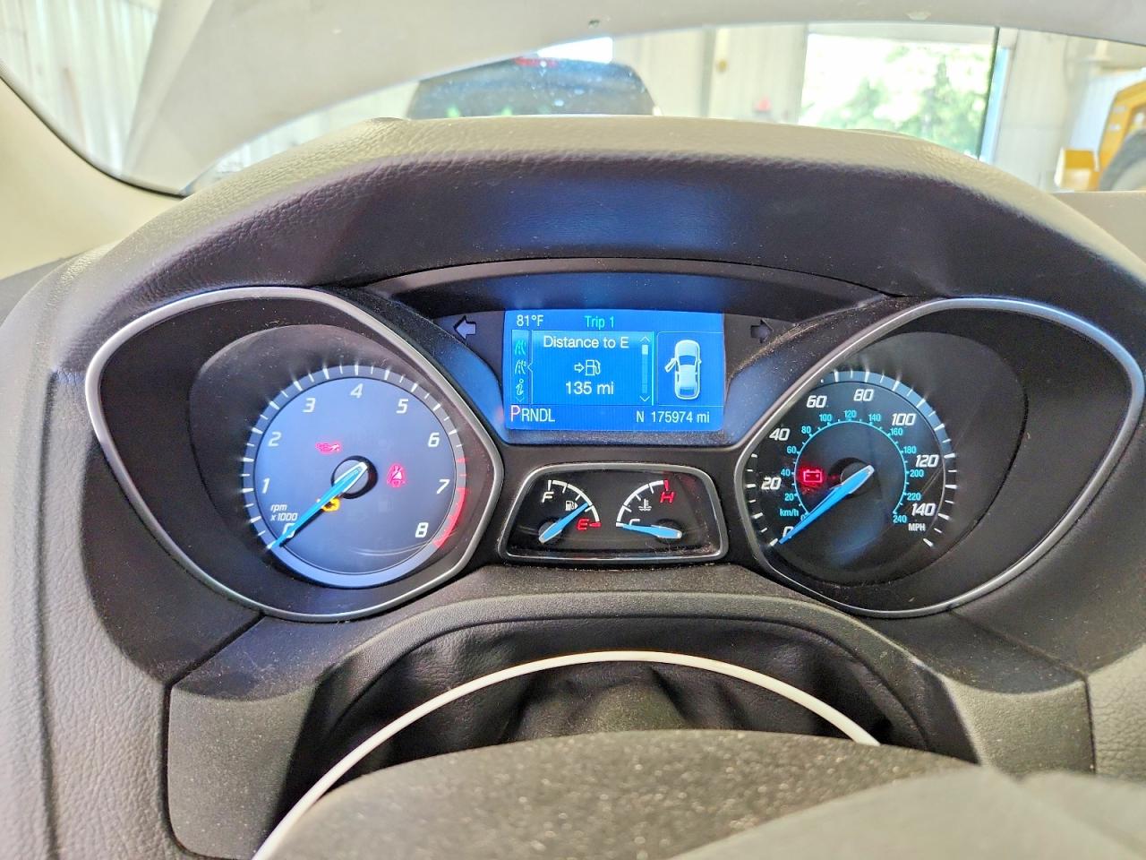 2014 Ford Focus Se Серый vin: 1FADP3K27EL377546