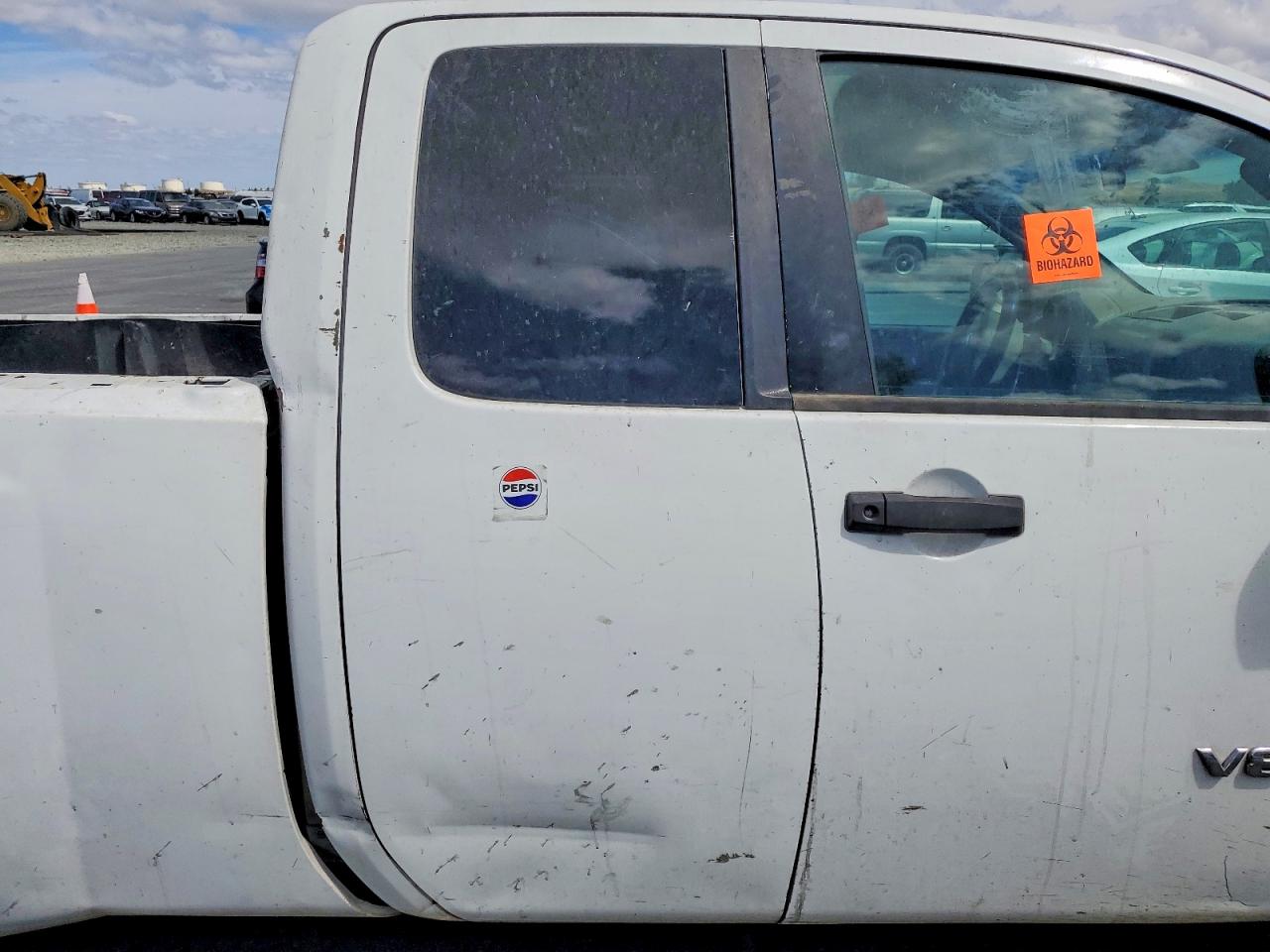 2005 Nissan Titan Xe White vin: 1N6AA06A85N554945