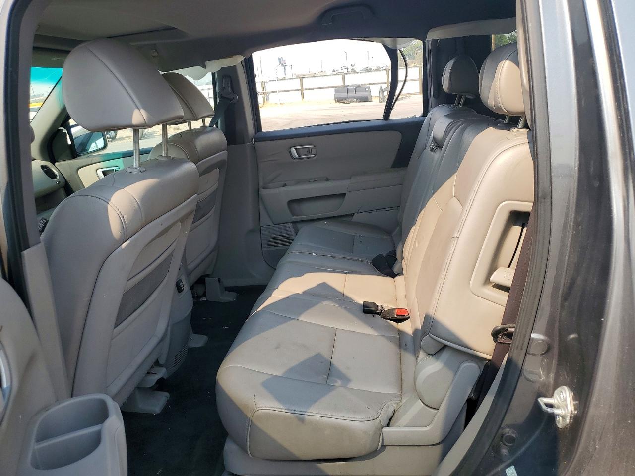 2011 Honda Pilot Exl Gray vin: 5FNYF4H58BB027282