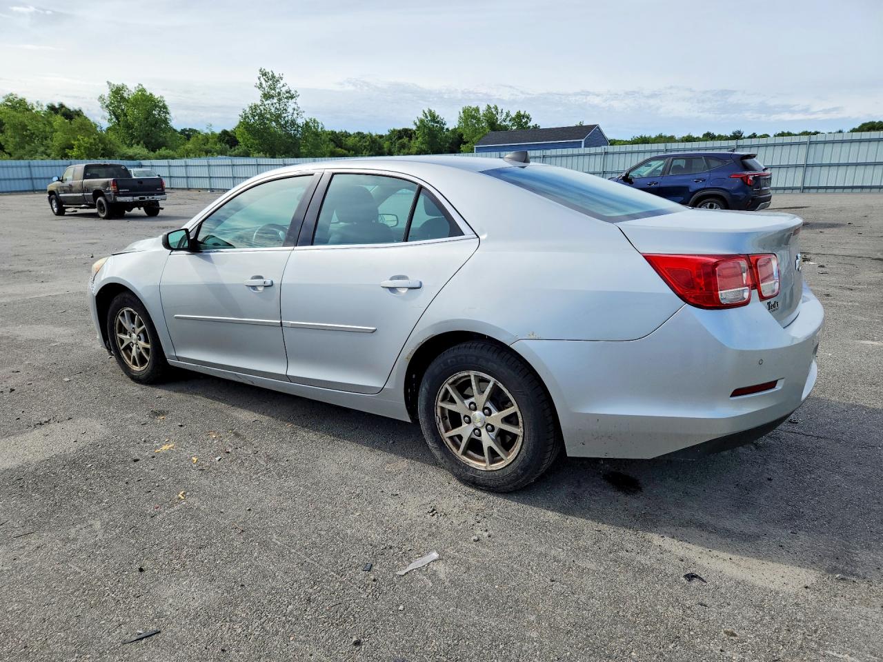 2013 Chevrolet Malibu Ls Silver vin: 1G11A5SAXDF342491