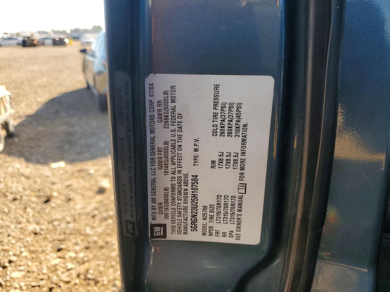 2005 Hummer H2 Charcoal vin: 5GRGN23U25H107584
