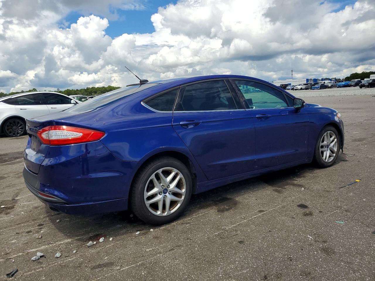2015 Ford Fusion Se Синий vin: 3FA6P0H74FR102259