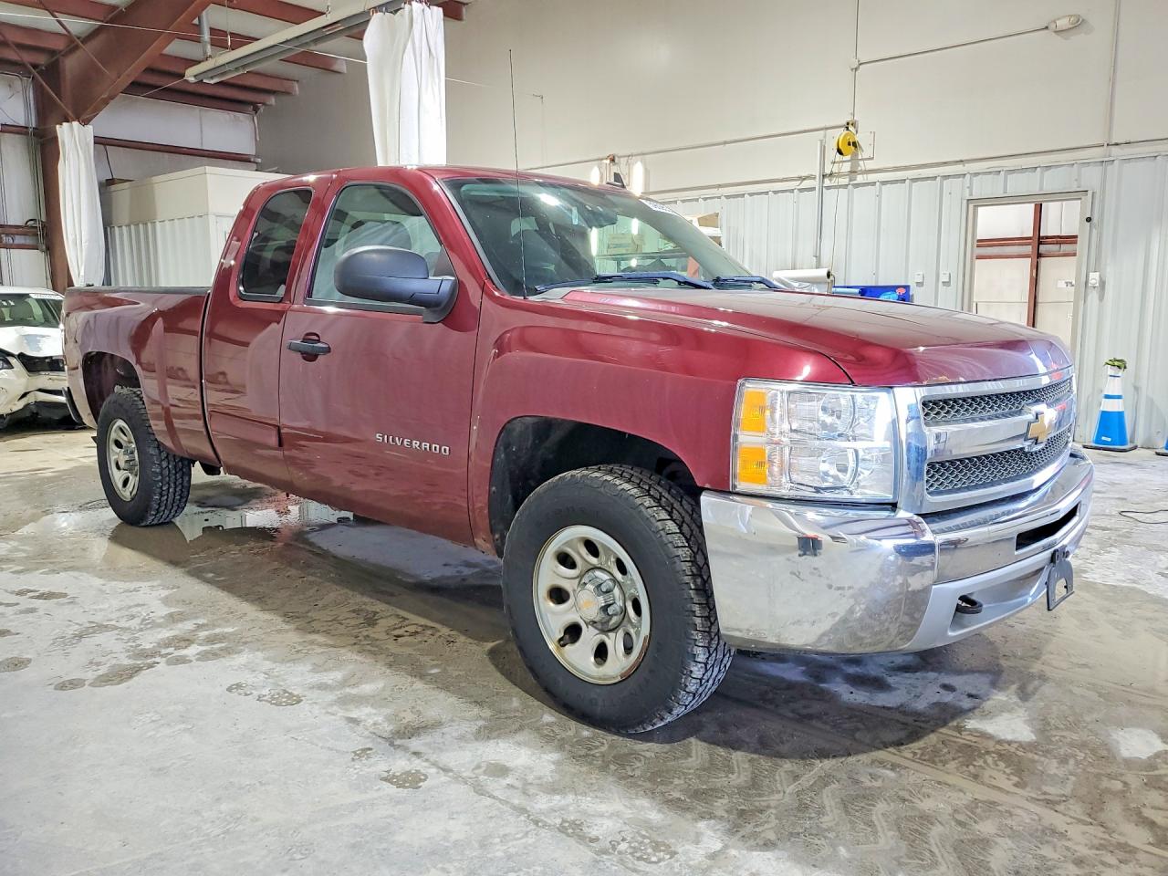 2013 Chevrolet Silverado K1500 Ls Red vin: 1GCRKREA6DZ169030