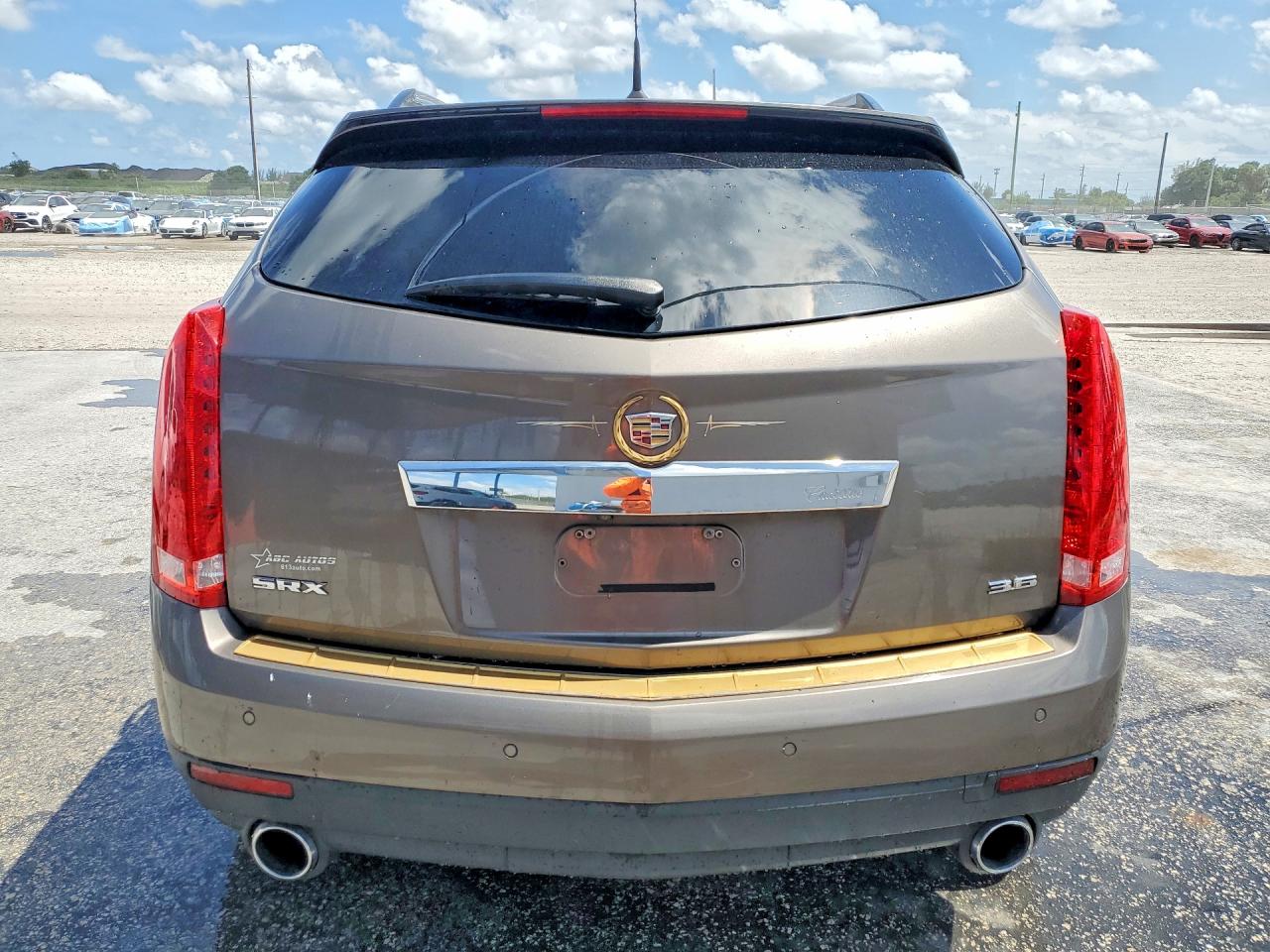 2012 Cadi Srx Luxury Collection Tan vin: 3GYFNAE36CS620556
