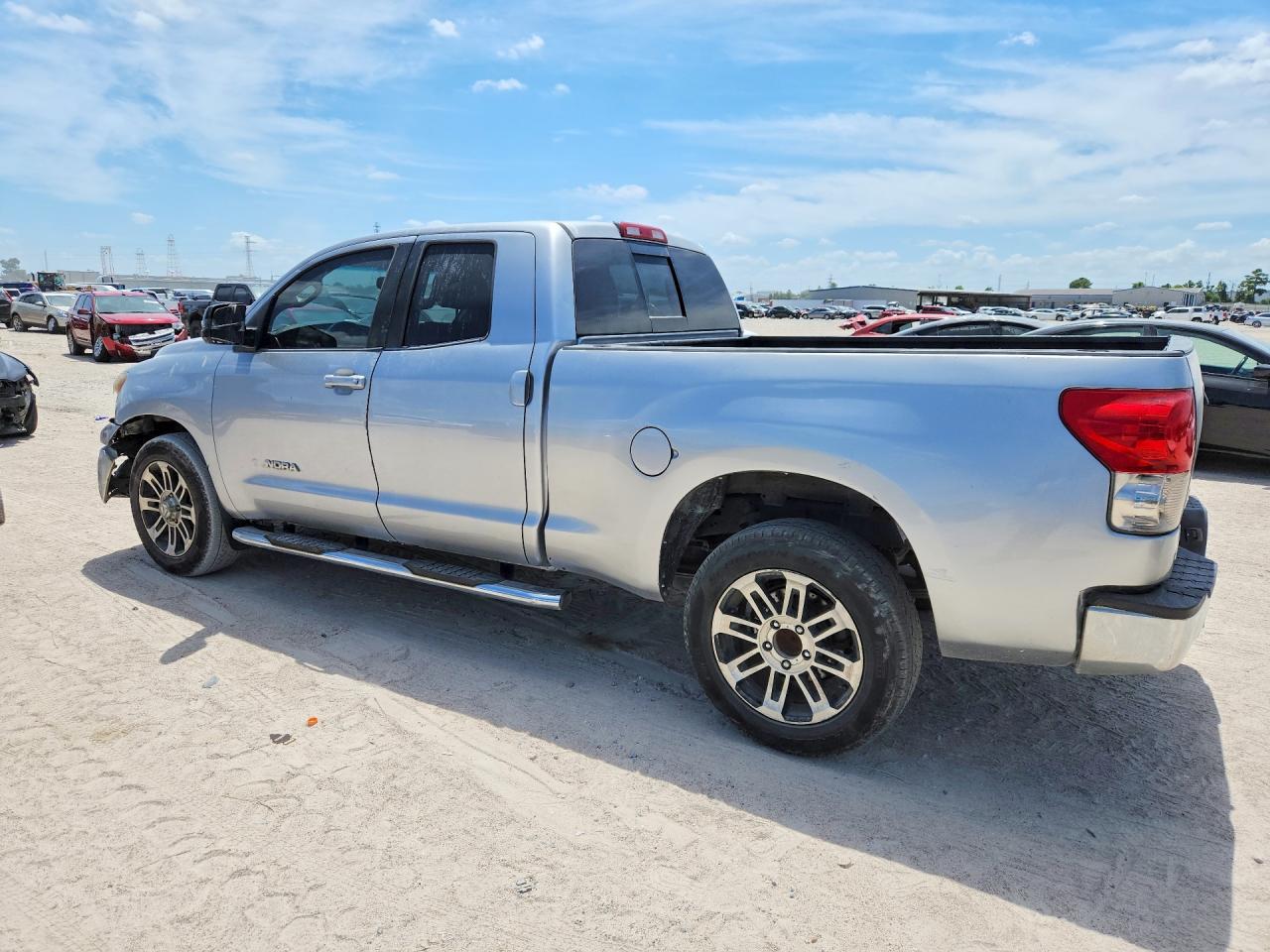 2013 Toyota Tundra Double Cab Sr5 Silver vin: 5TFRM5F15DX057526