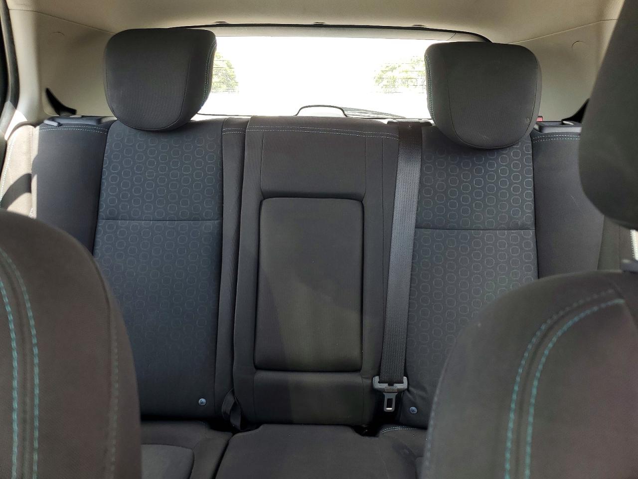 2015 Chevrolet Trax Ls White vin: KL7CJKSB0FB127281