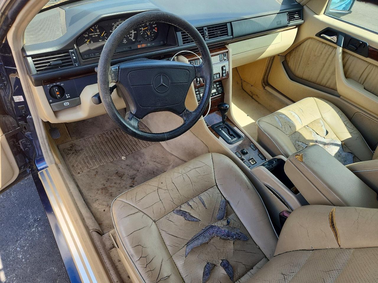 1995 Mercedes-benz E 320 Blue vin: WDBEA66EXSC279188