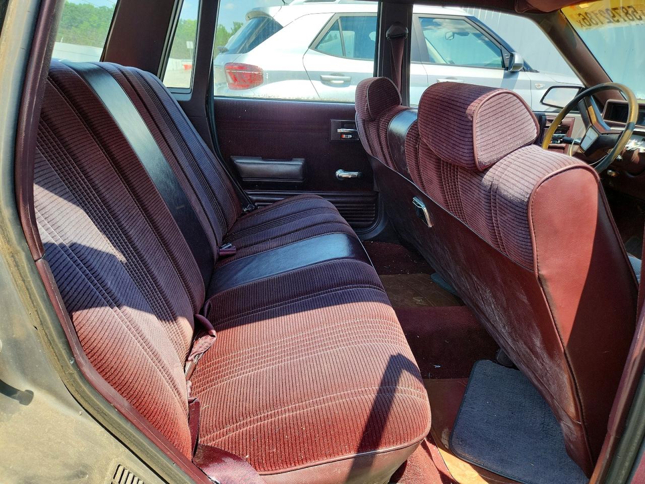 1986 Chevrolet Celebrity Silver vin: 2G1AW19R9G1210582