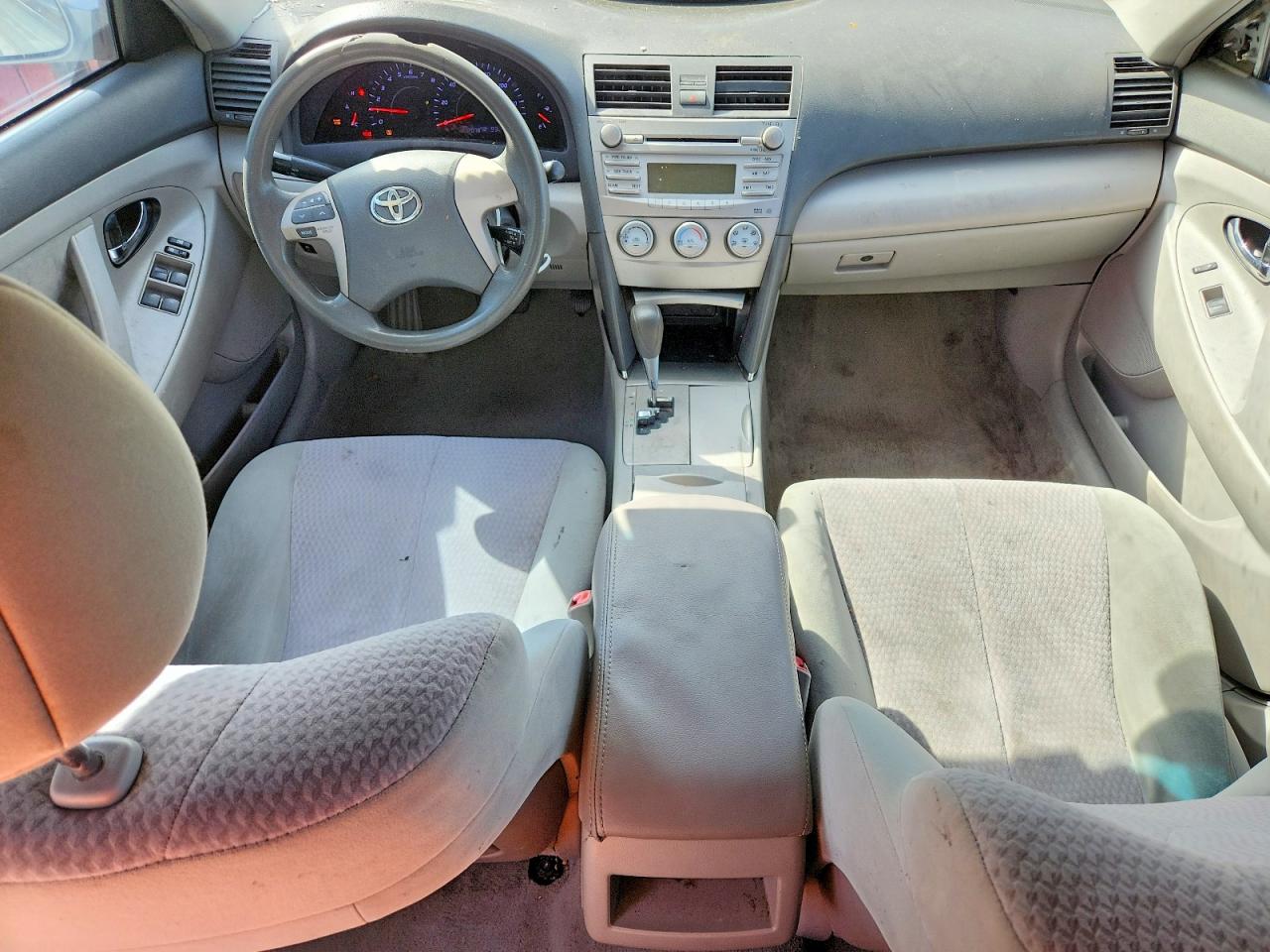 2011 Toyota Camry Le Silver vin: 4T4BF3EK1BR196076