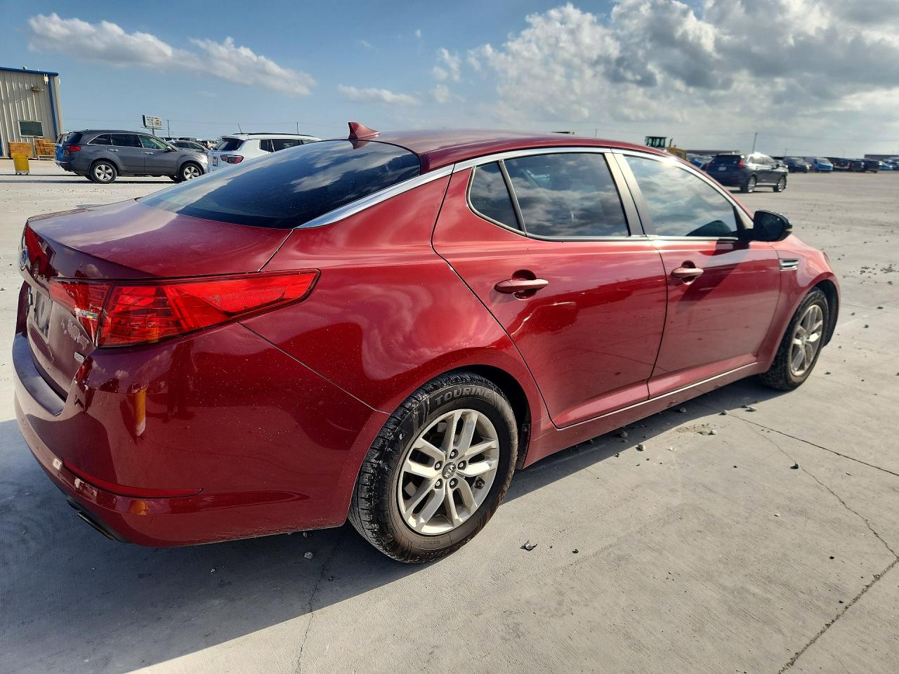 2011 Kia Optima Lx Красный vin: KNAGM4A78B5091009
