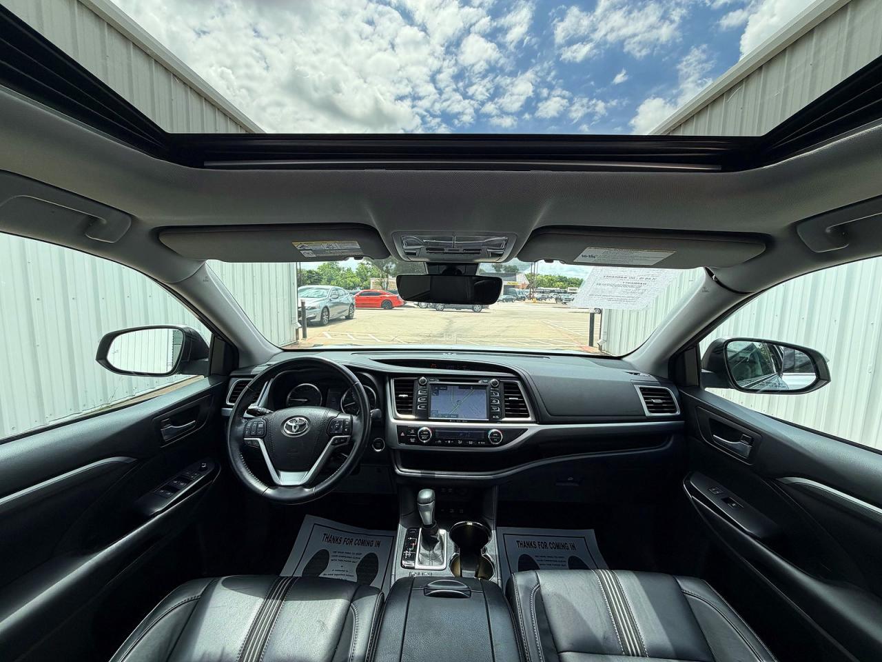 2017 Toyota Highlander Se Silver vin: 5TDJZRFH0HS508358