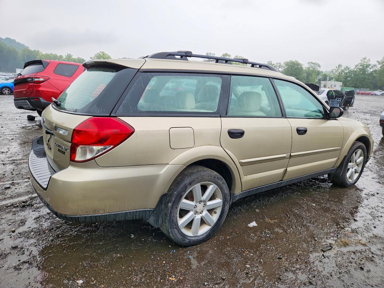 2008 Subaru Outback 2.5i Gold vin: 4S4BP61C587328612