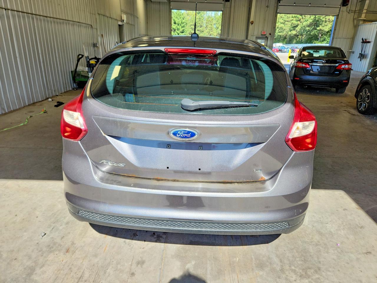 2014 Ford Focus Se Серый vin: 1FADP3K27EL377546
