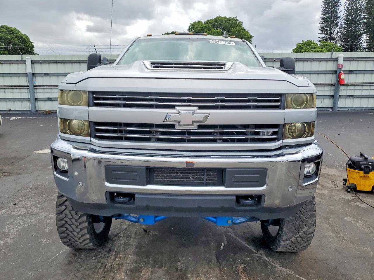 2015 Chevrolet Silverado K2500 Heavy Duty Ltz White vin: 1GC1KWE83FF172786