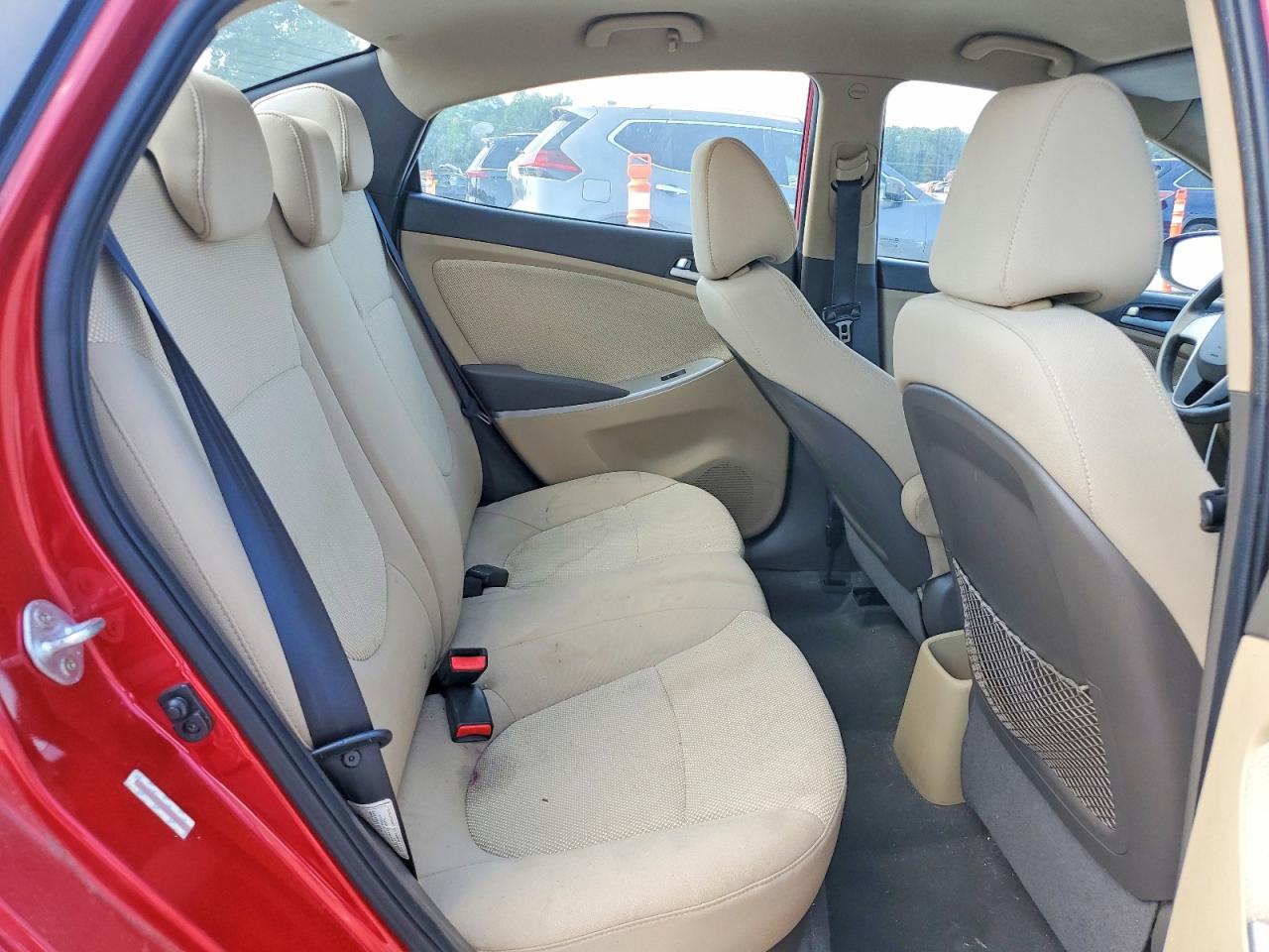 2013 Hyundai Accent Gls Red vin: KMHCT4AE9DU568523