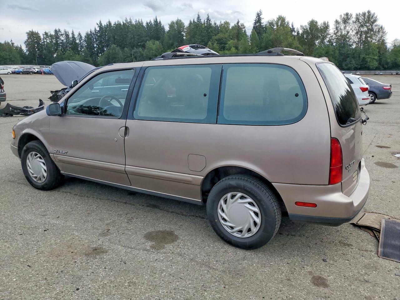 1995 Nissan Quest Xe Tan vin: 4N2DN11W1SD840566