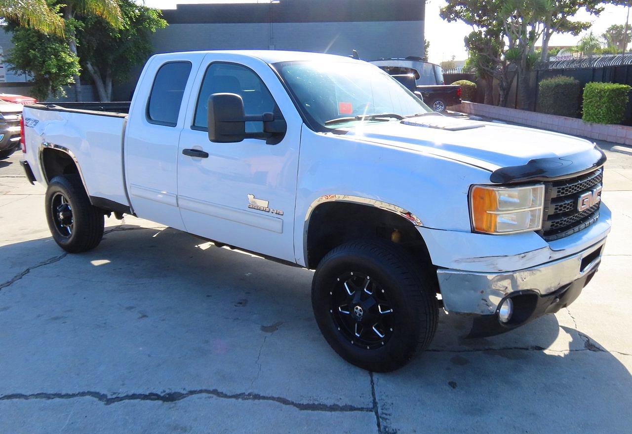 2011 Gmc Sierra K2500 Sle Белый vin: 1GT220CG9BZ350933
