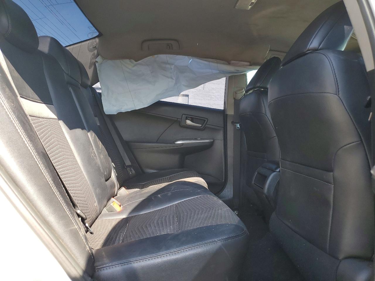 2014 Toyota Camry Se White vin: 4T1BF1FK1EU777305